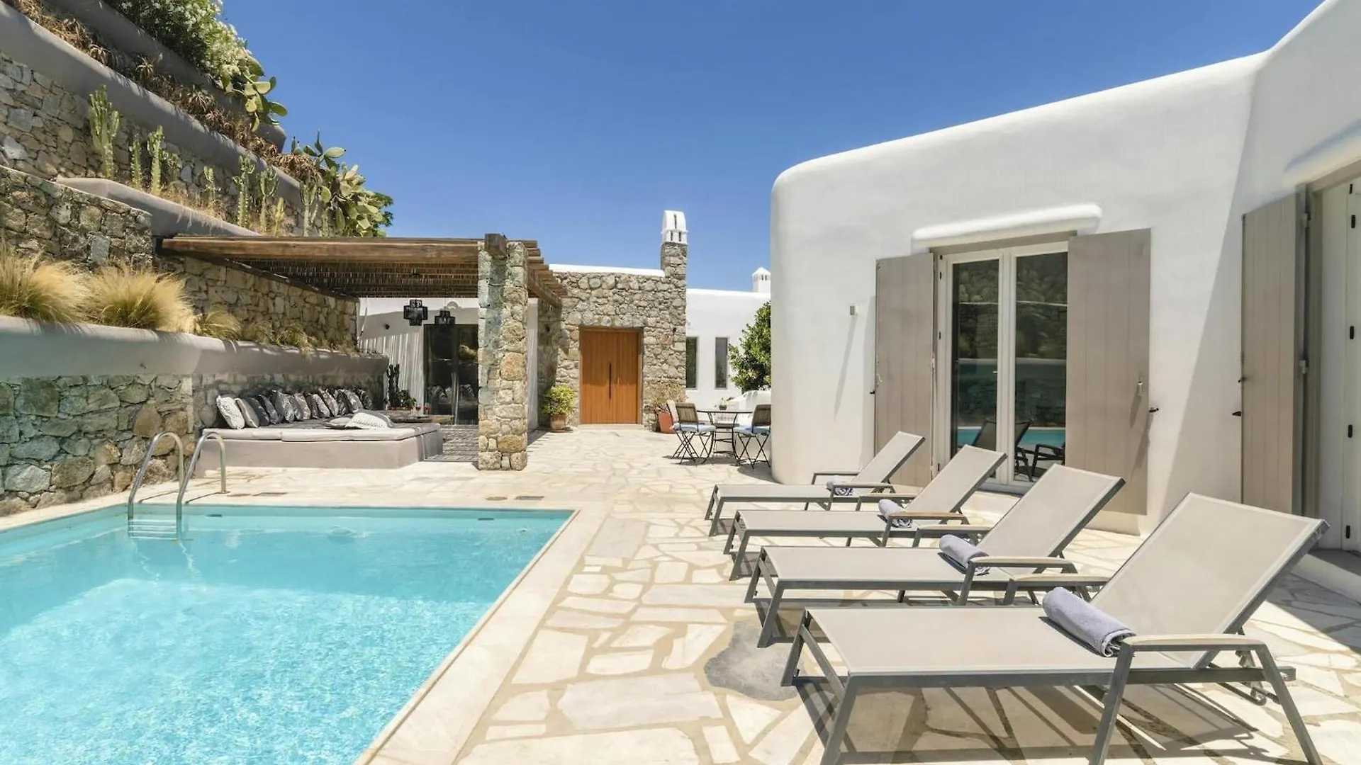 Unique Cycladic Villa With Pool Pszarú 0*,  Görögország
