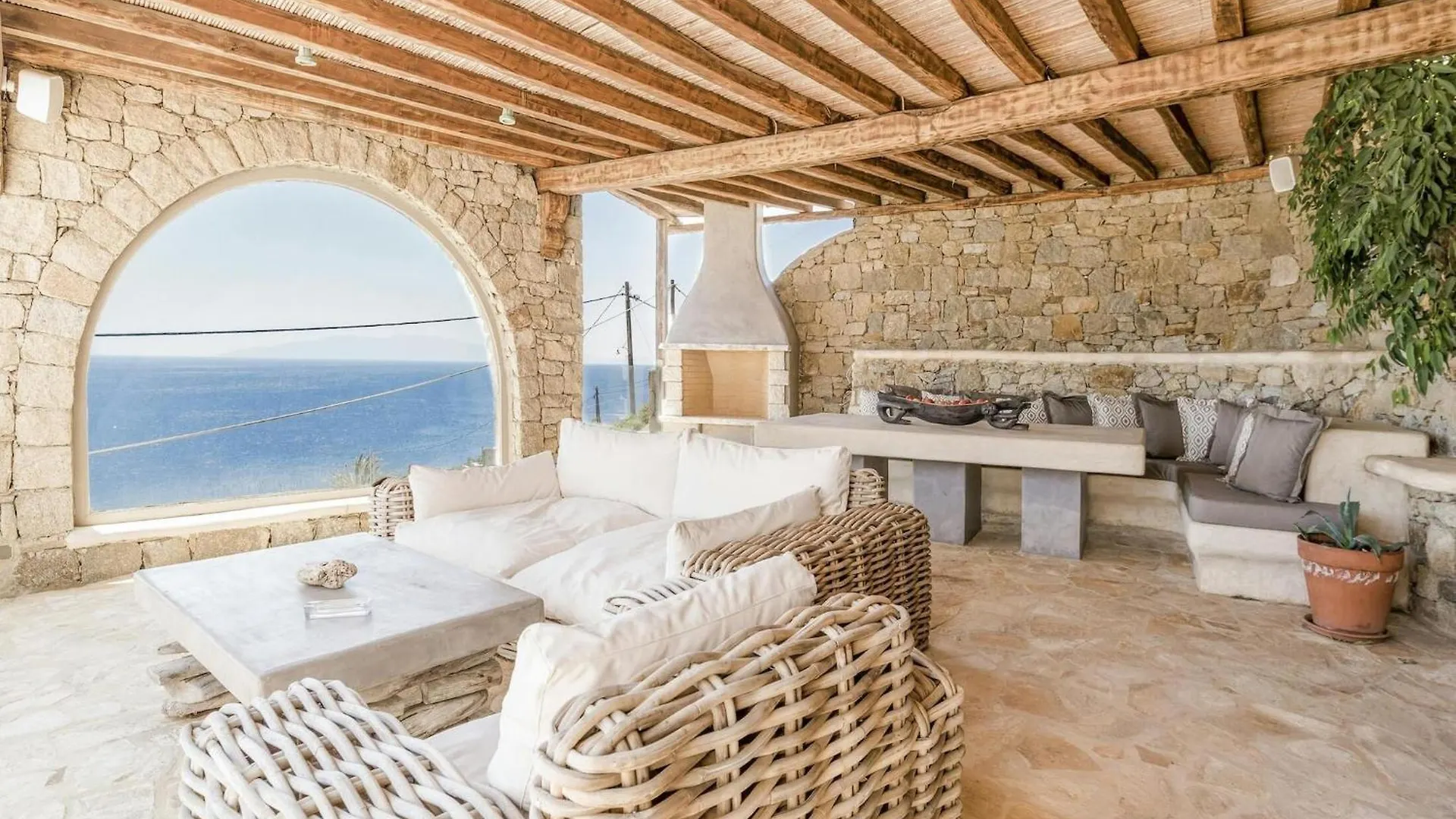Unique Cycladic Villa With Pool Pszarú Görögország